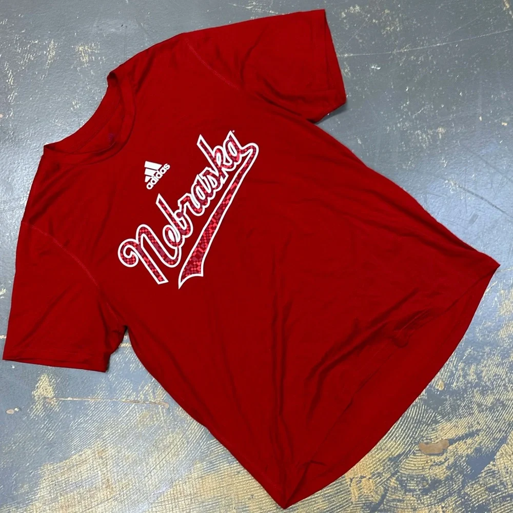 Adidas Nebraska Cornhuskers Shirt Large NCAA Big Red A9G001 Creator University - Picture 1 of 7